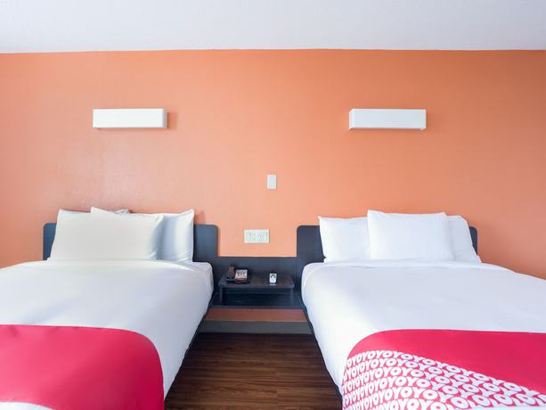 Imagen de la habitación del Hotel OYO Valdosta GA I-75. Foto 10