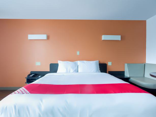 Imagen de la habitación del Hotel OYO Valdosta GA I-75. Foto 13