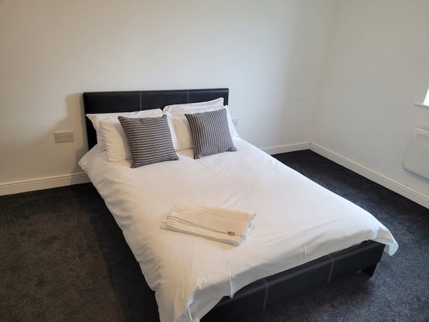 Imagen de la habitación del Hotel OYO Victoria Apartments. Foto 9