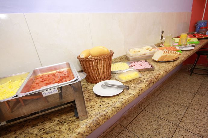 Imagen del bar/restaurante del Hotel OYO Village, S&atilde;o Paulo. Foto 3