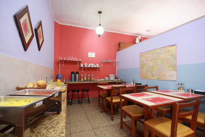Imagen del bar/restaurante del Hotel OYO Village, S&atilde;o Paulo. Foto 5