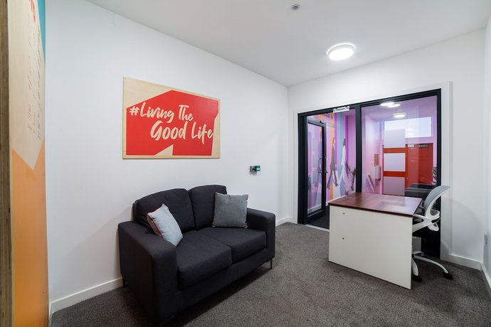 Imagen de los interiores del Hotel OYO Vincent Apartments. Foto 18