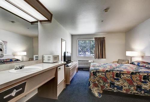 Imagen general del Hotel OYO Wells NV near I-80. Foto 1