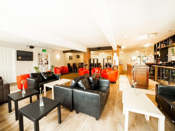 Imagen del bar/restaurante del Hotel OYO White Horse Lodge, East Thirsk. Foto 3