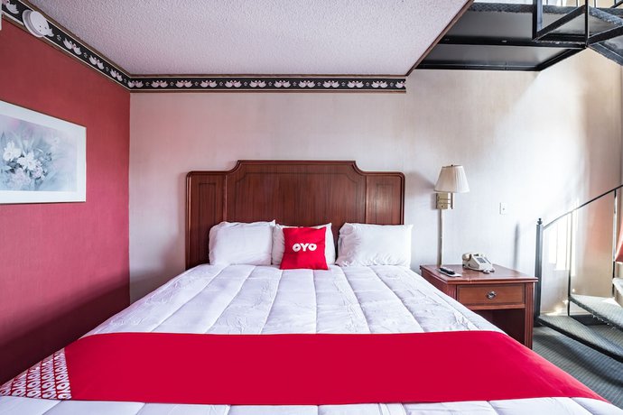 Imagen de la habitación del Hotel OYO Windmill Branson. Foto 11