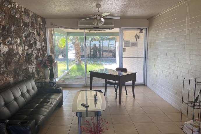 Imagen de los interiores del Hotel OYO Yuma AZ Desert Grove. Foto 17
