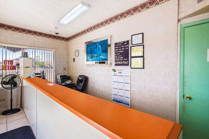 Imagen de los interiores del Hotel OYO Yuma AZ - I-8/US-95. Foto 20