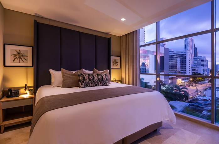 Imagen de la habitación del Hotel OZ Hotel Luxury. Foto 4