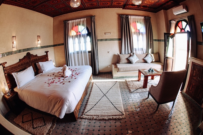 Imagen de la habitación del Hotel OZ Palace. Foto 6
