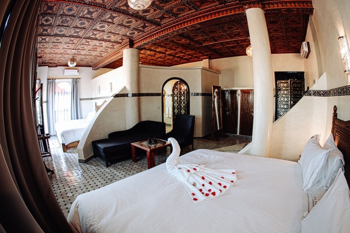 Imagen de la habitación del Hotel OZ Palace. Foto 8