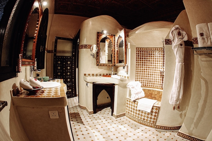 Imagen de la habitación del Hotel OZ Palace. Foto 17