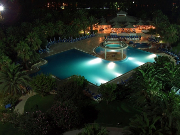 Imagen general del Hotel OZKAYMAK INCEKUM HOTEL. Foto 4