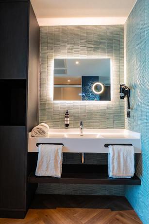 Imagen general del Hotel OZO President Airport. Foto 4