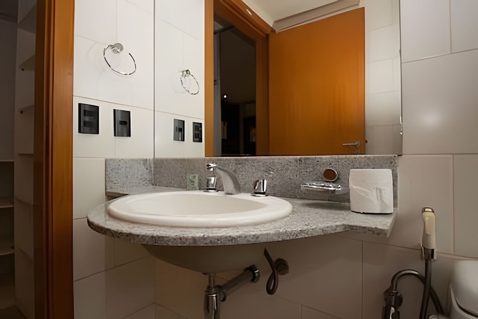 Imagen de la habitación del Hotel OZPED Flats Particulares Biarritz. Foto 12