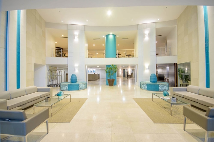 Imagen de los interiores del Hotel O&aacute;sis Atl&acirc;ntico Imperial. Foto 17