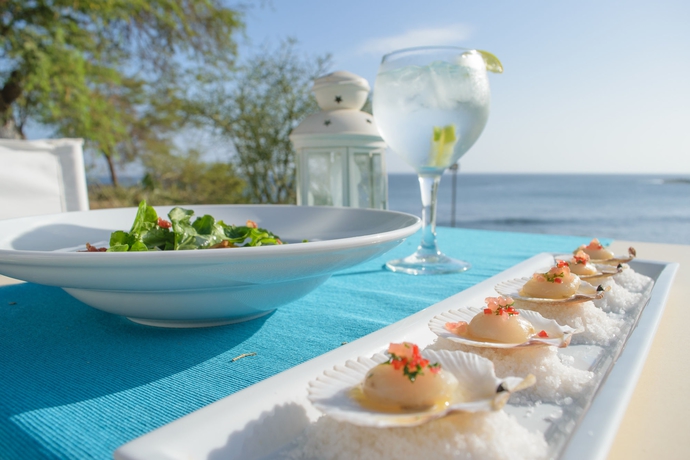 Imagen del bar/restaurante del Hotel Oásis Atlântico Praiamar. Foto 4