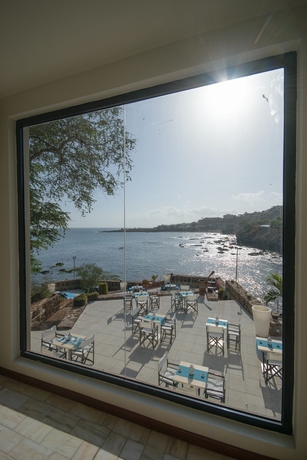 Imagen del bar/restaurante del Hotel Oásis Atlântico Praiamar. Foto 5