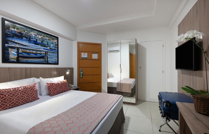 Imagen de la habitación del Hotel O&aacute;sis Cabo Frio. Foto 11