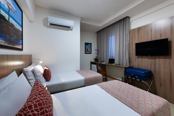 Imagen de la habitación del Hotel O&aacute;sis Cabo Frio. Foto 14