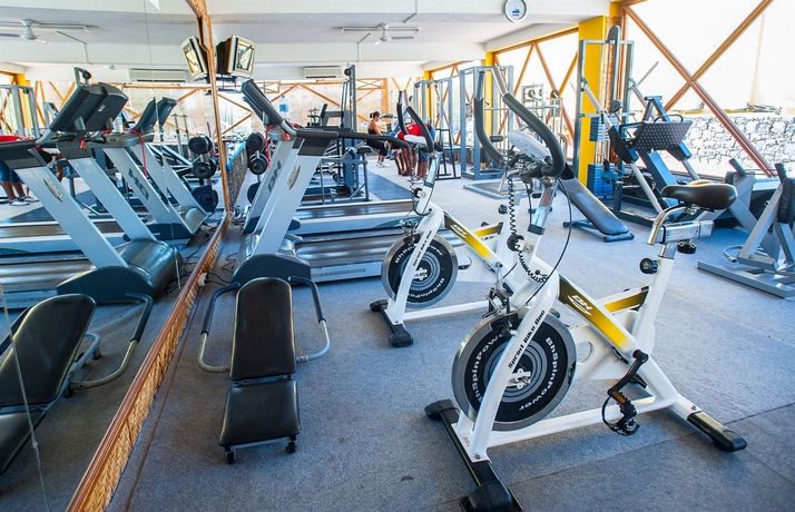 Imagen de los interiores del Hotel Oásis Porto Grande. Foto 13