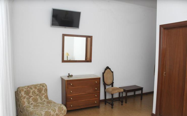 Imagen de la habitación del Hotel O&aacute;sis - Santa Marta De Penagui&atilde;o. Foto 4