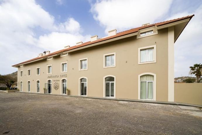 Imagen general del Hotel O&aacute;sis Tarrafal Alf&acirc;ndega Suites. Foto 3