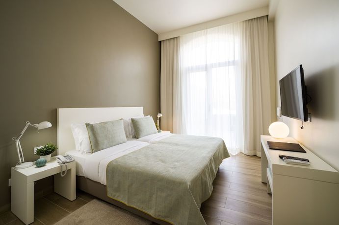 Imagen de la habitación del Hotel O&aacute;sis Tarrafal Alf&acirc;ndega Suites. Foto 16