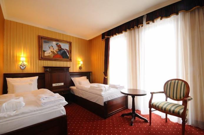 Imagen de la habitación del Hotel &Oacute;bester. Foto 10