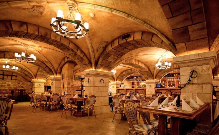 Imagen del bar/restaurante del Hotel &Oacute;bester. Foto 5