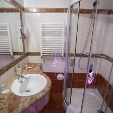 Imagen de la habitación del Hotel &Oacute;bester. Foto 13