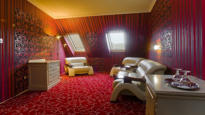 Imagen de la habitación del Hotel &Oacute;bester. Foto 14