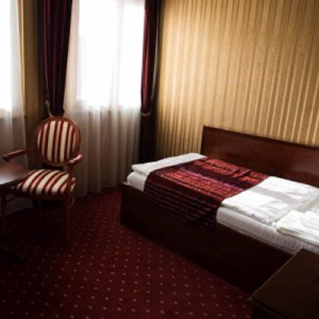 Imagen de la habitación del Hotel &Oacute;bester. Foto 15