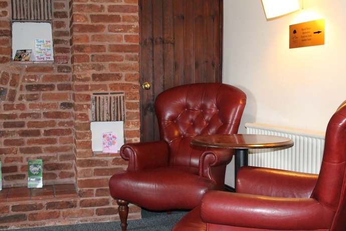 Imagen de los interiores del Hotel Oak Farm. Foto 19