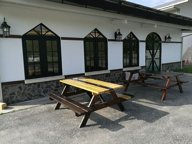 Imagen general del Hotel Oak Garden, Jian. Foto 10