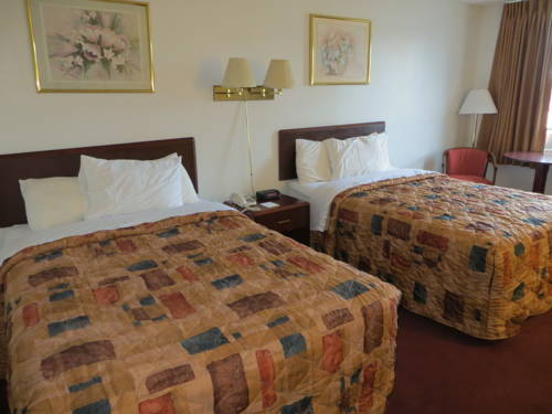 Imagen de la habitación del Hotel Oak Grove Inn. Foto 3