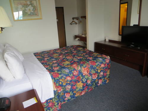 Imagen de la habitación del Hotel Oak Grove Inn. Foto 8