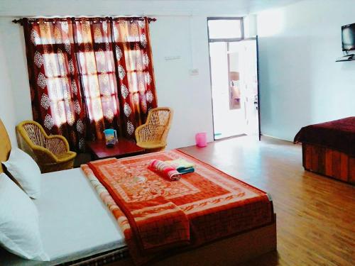 Imagen general del Hotel Oak Land House. Foto 2