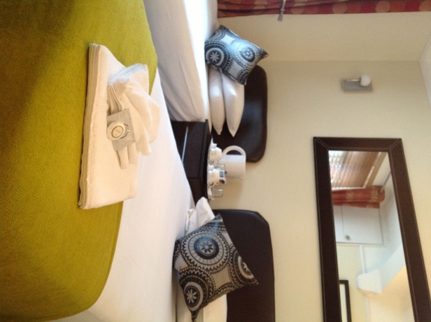 Imagen de la habitación del Hotel Oak Lodge. Foto 2