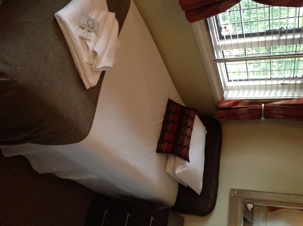 Imagen de la habitación del Hotel Oak Lodge. Foto 4