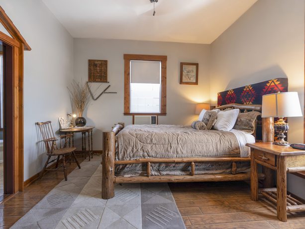 Imagen de la habitación del Hotel Oak Park Inn. Foto 3