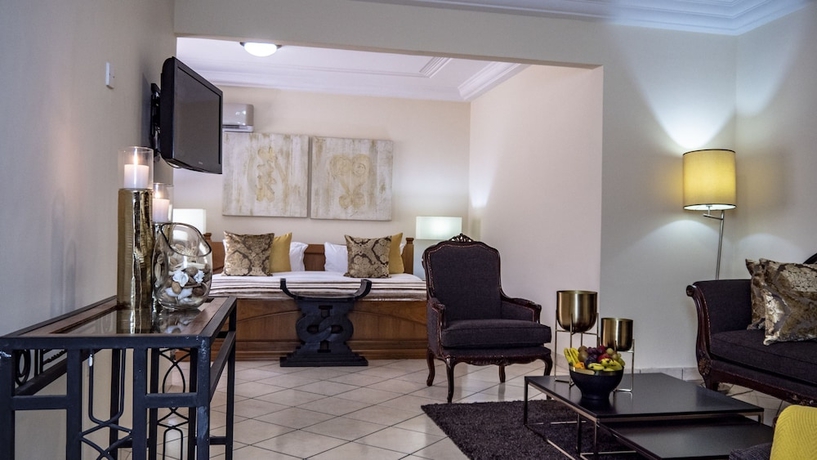 Imagen de la habitación del Hotel Oak Plaza East Legon. Foto 5