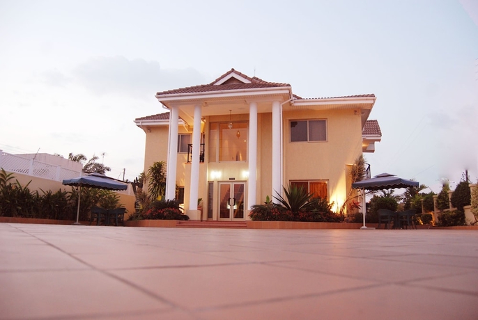 Imagen general del Hotel Oak Plaza East Legon. Foto 1