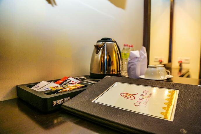 Imagen de la habitación del Hotel Oak Ray City. Foto 9
