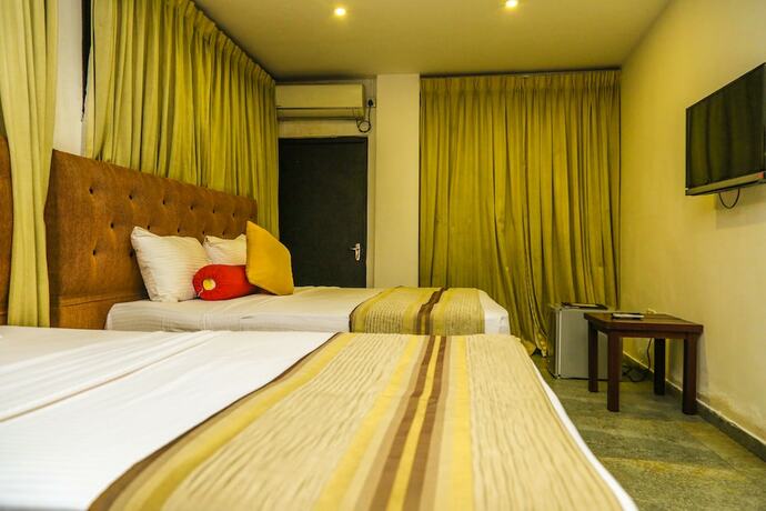 Imagen de la habitación del Hotel Oak Ray City. Foto 15