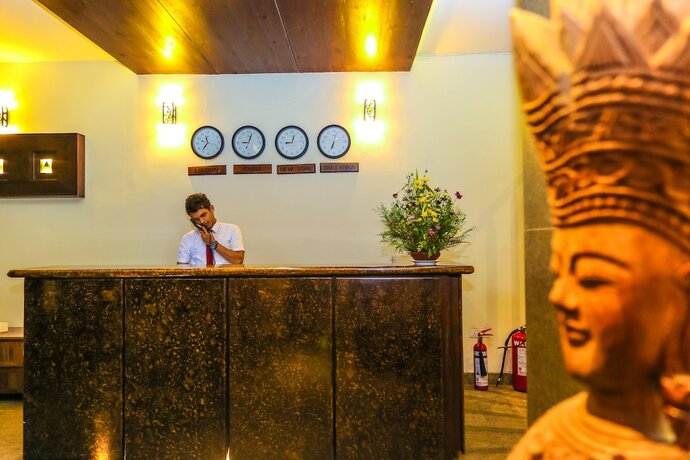 Imagen de los interiores del Hotel Oak Ray City. Foto 40