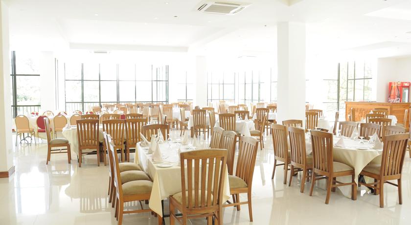 Imagen general del Hotel Oak Ray Regency. Foto 4