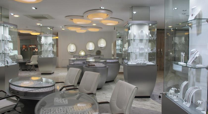 Imagen general del Hotel Oak Ray Regency. Foto 6