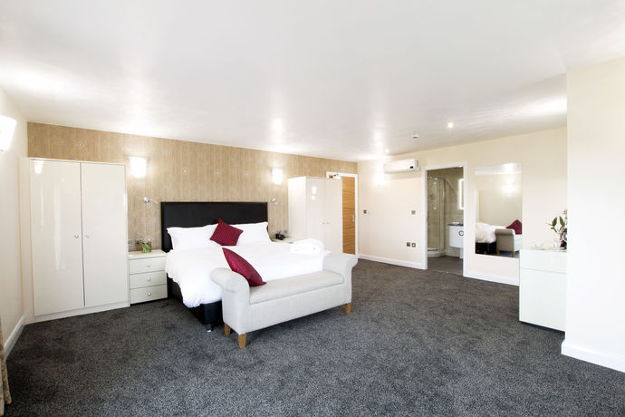 Imagen de la habitación del Hotel Oak Royal. Foto 10