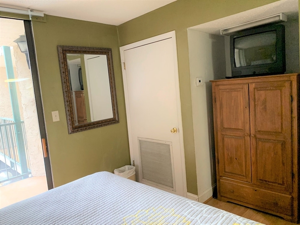 Imagen de la habitación del Hotel Oak Square Rentals. Foto 15