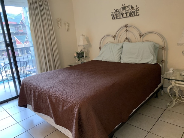 Imagen de la habitación del Hotel Oak Square Rentals. Foto 18